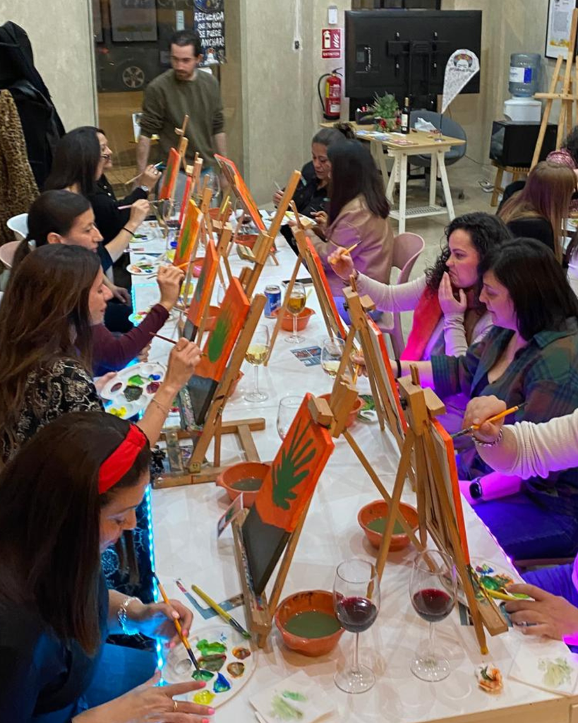 art&wineadults02.webp